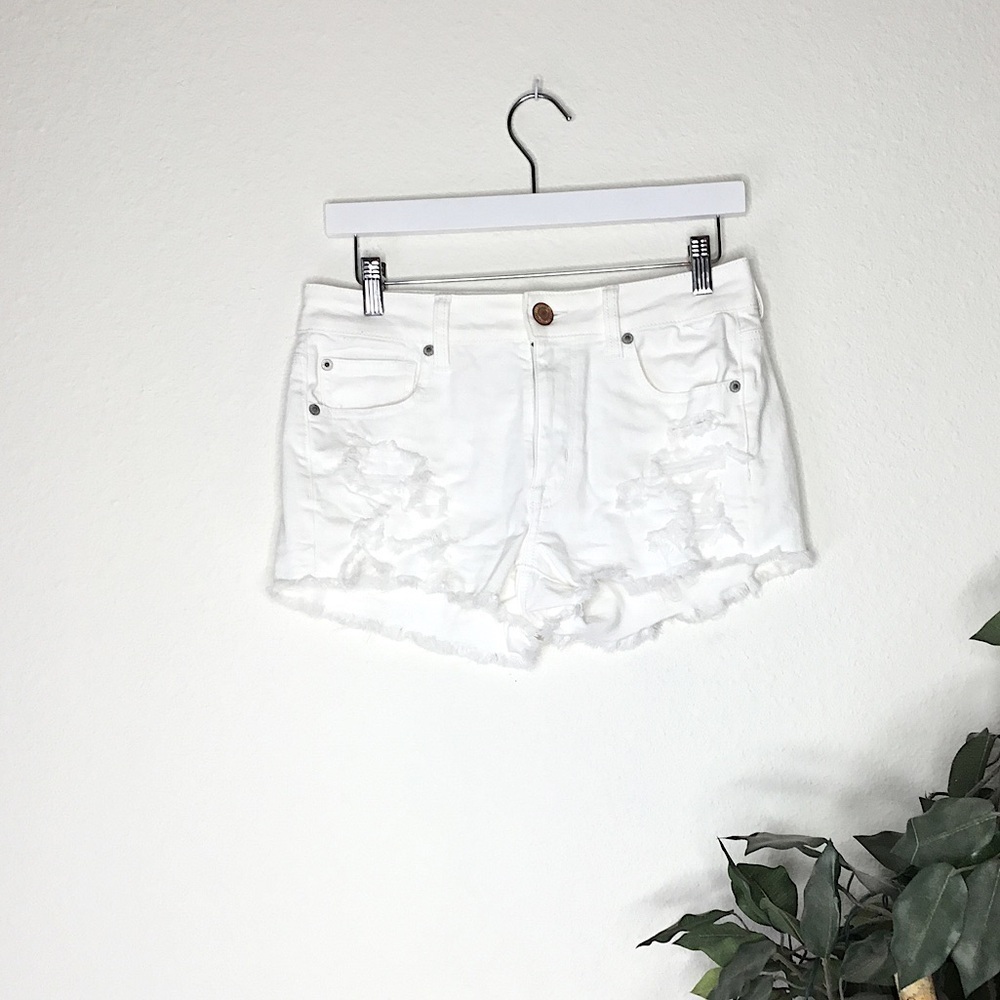 American Eagle Super Stretch White Shorts